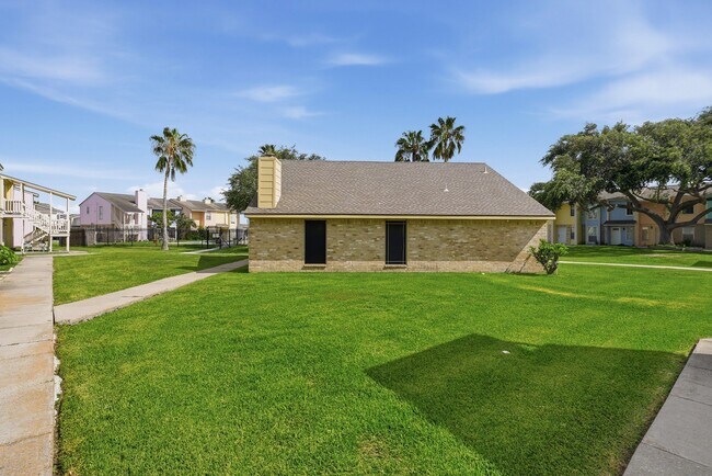 Building Photo - 6702 Everhart Rd