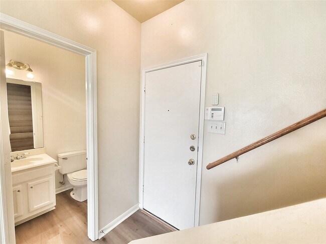 Building Photo - 2715 Sailors Moon Dr