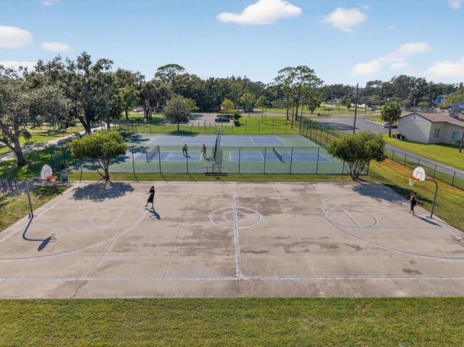 Building Photo - Fully Remodeled 3BR Home with Large Fenced Yard & New Deck