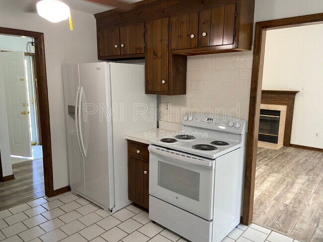 Building Photo - 8303 Morelock Ct