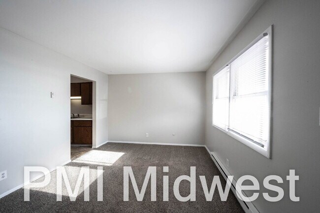 Building Photo - "Charming 2-Bedroom Retreat with 800 Sq. Ft. of Comfort in New Palestine!"