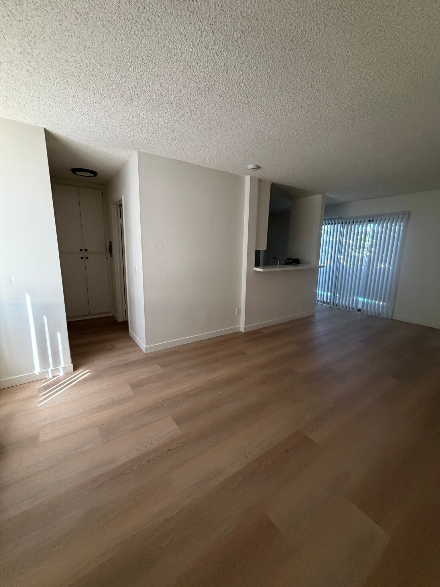 Building Photo - 8539 De Soto Ave