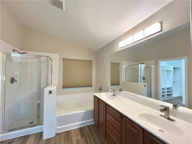 Building Photo - 10658 Little Horse Creek Ave