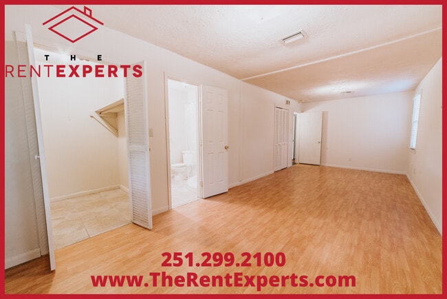 Building Photo - 908 E David Langan Dr