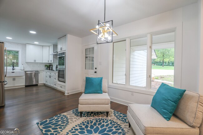 Building Photo - 212 Southland Dr