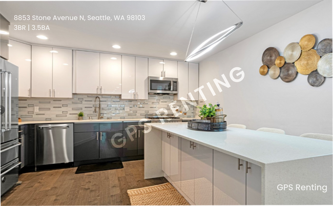 Building Photo - 8853 Stone Ave N