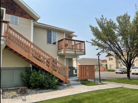 Building Photo - 763 Forestglen Dr