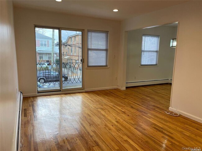 Primary Photo - 43-21 212th St