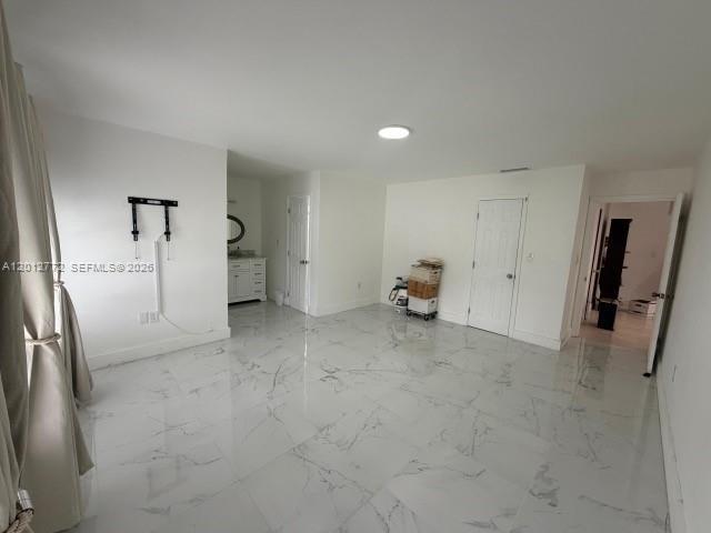 Building Photo - 2220 SW 125th Ct