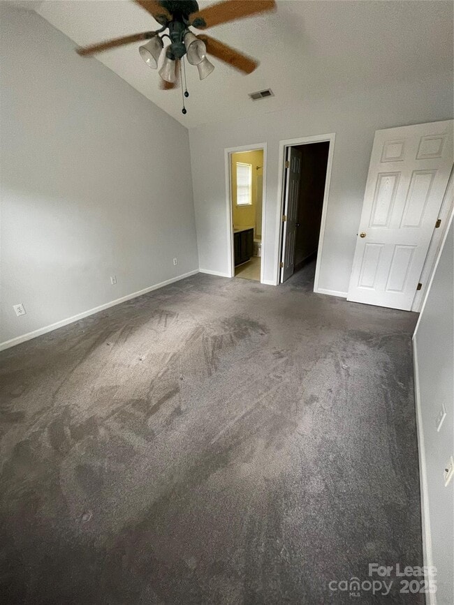 Building Photo - 4215 Suttle Pl