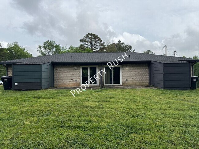 Building Photo - 8740 Millard Lee Ln