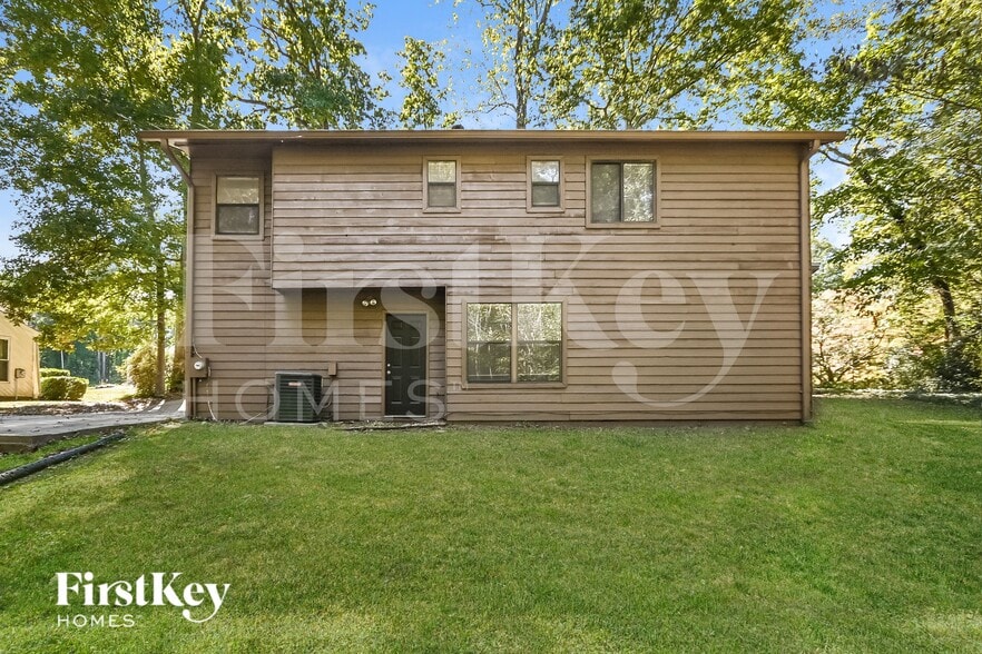 Building Photo - 6829 Ivy Log Dr SW