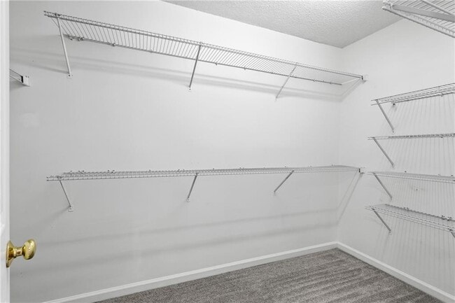 Building Photo - 6430 Barwick Ln