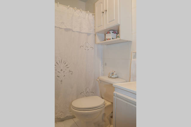 Bathroom - 13828 SW 22nd Ter
