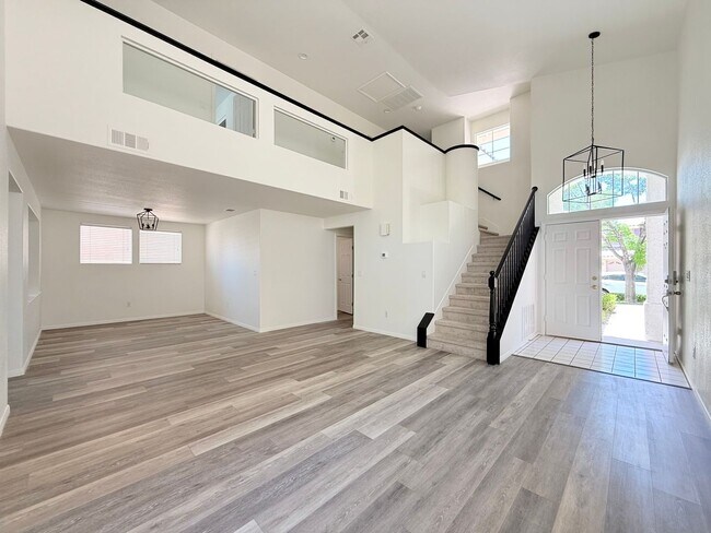 Building Photo - Highly desirable North Summerlin single-fa...