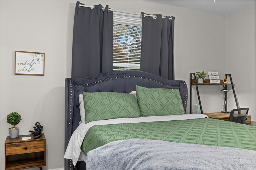 Bedroom 2 - 6620 Wise Ave