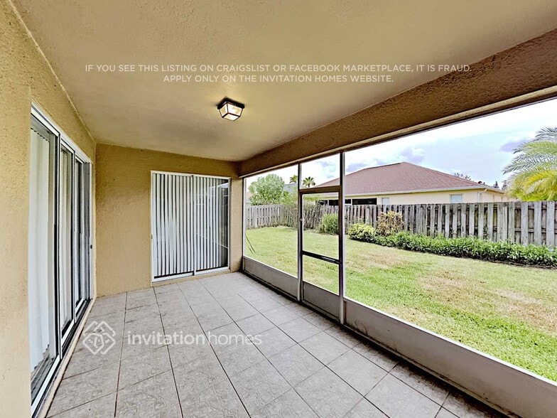 Building Photo - 13326 Rosemeade Cove