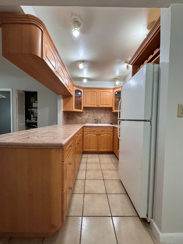 Building Photo - 995 SW 84th Ave