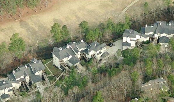 Primary Photo - Fairview Bluff Apartments