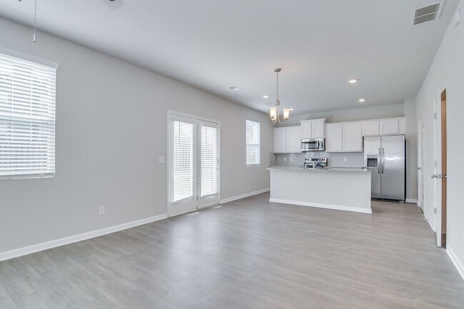 Building Photo - 4 Bedroom Minutes from Fort Eisenhower!