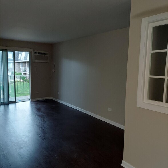 Building Photo - 920 Jonathon Ct