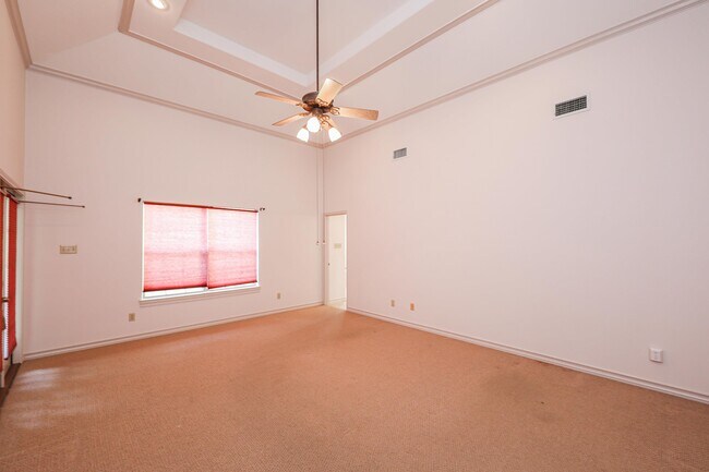 Building Photo - 342 St Julien Dr