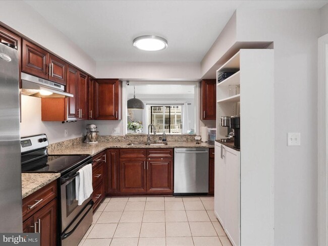 Building Photo - 8324 2nd Ave