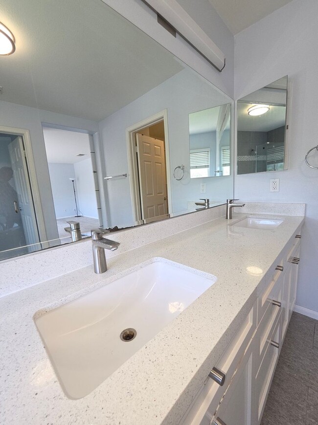 Building Photo - Gorgeous Upgraded Sabre Springs Home