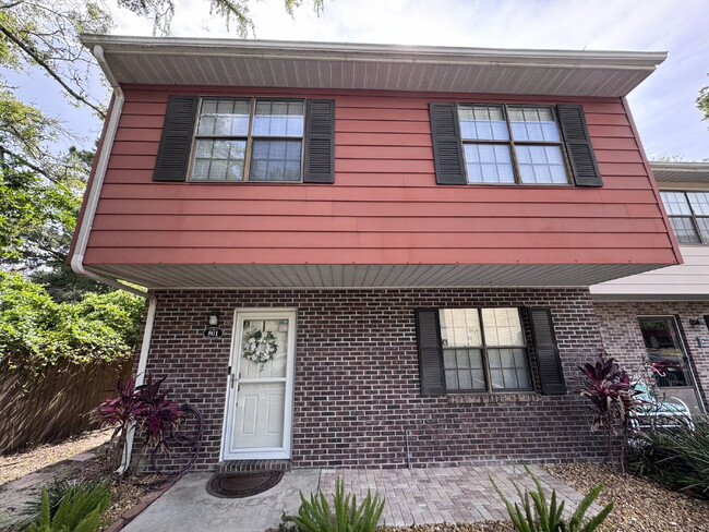 Primary Photo - Modern Townhome in Central Orange Park – Q...