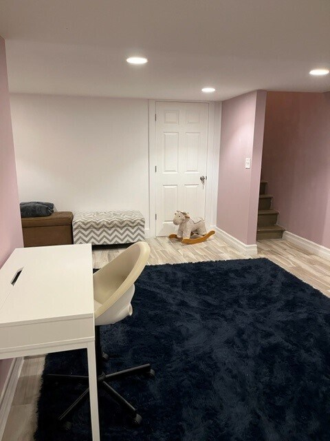 Work space in the lower level - 192 Hart St