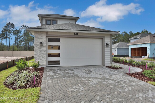 Building Photo - 351 Millenia Dr