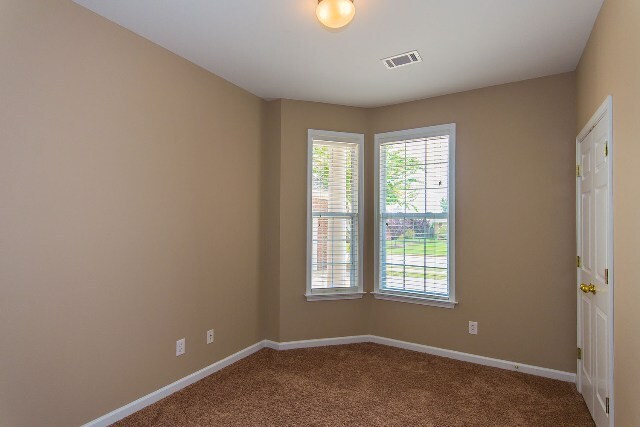 Building Photo - 9500 Helmsley Cir