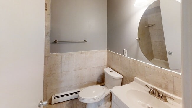 Building Photo - 1253 Island Dr