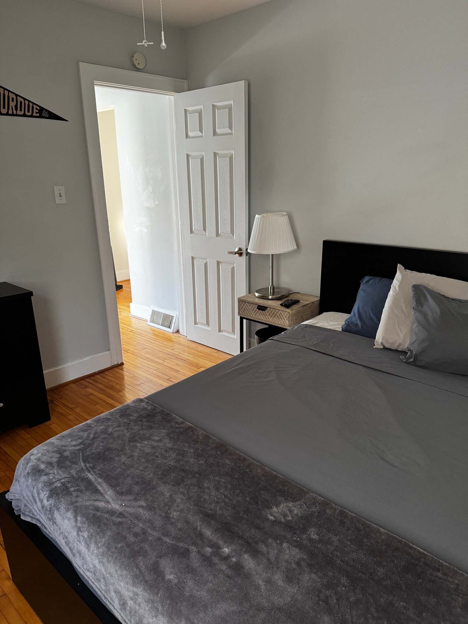 Front Bedroom - 1492 Bennaville Ave