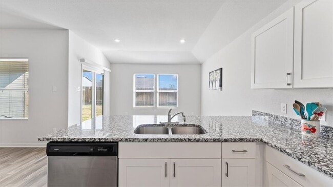 Building Photo - 6029 Crst Brg Ct