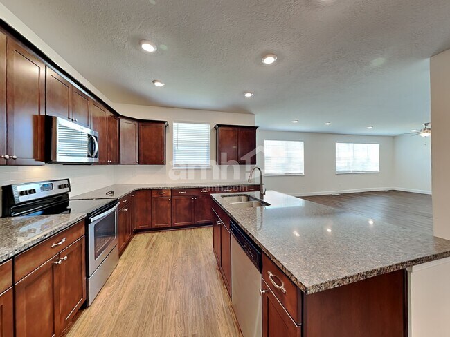 Building Photo - 2286 E Tumbleweed Rd