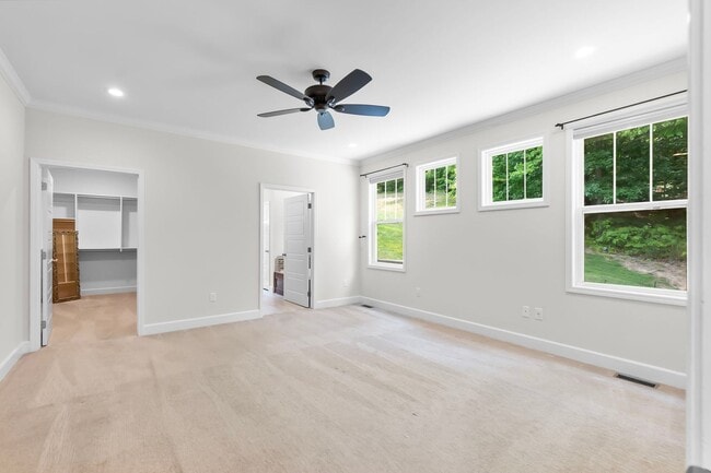 Building Photo - Beautiful Home in Walden Park