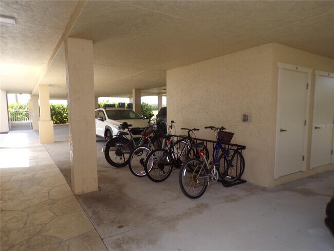 Building Photo - 101 N Marion Ct