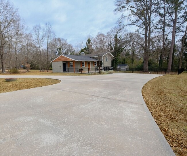 Building Photo - 54 Whitehead Dr