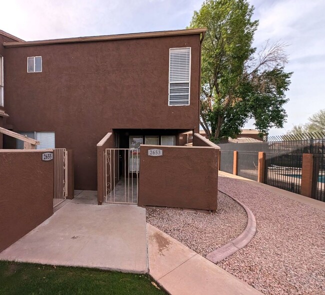 Primary Photo - 2 Bedroom Condo in the Escalante Community...