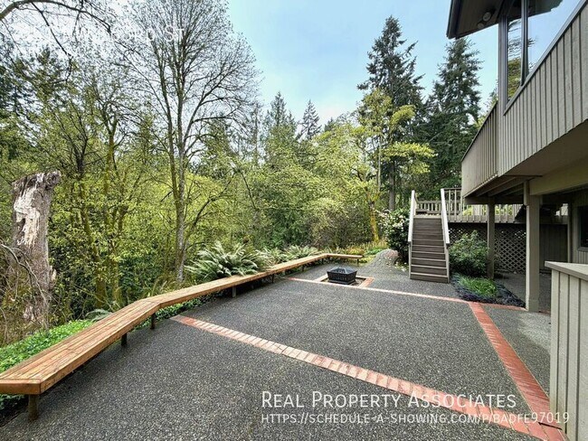 Building Photo - 651 NW 163rd St