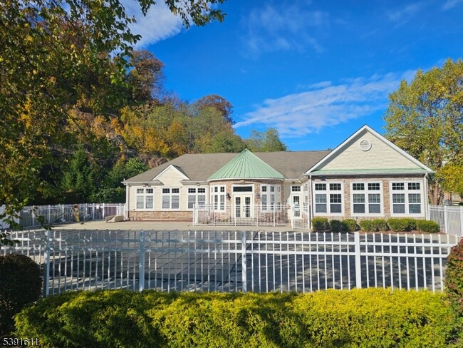 Building Photo - 8409 Sanctuary Boulevard