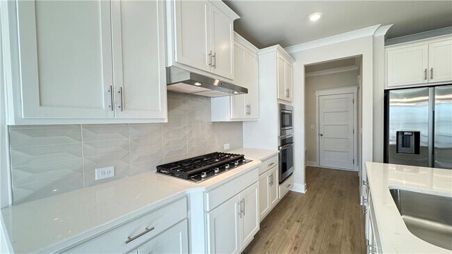 Building Photo - 5401 Bancroft Ln