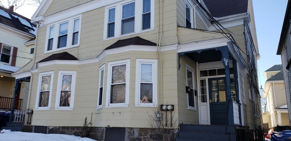 Building Photo - 66 Murdock St