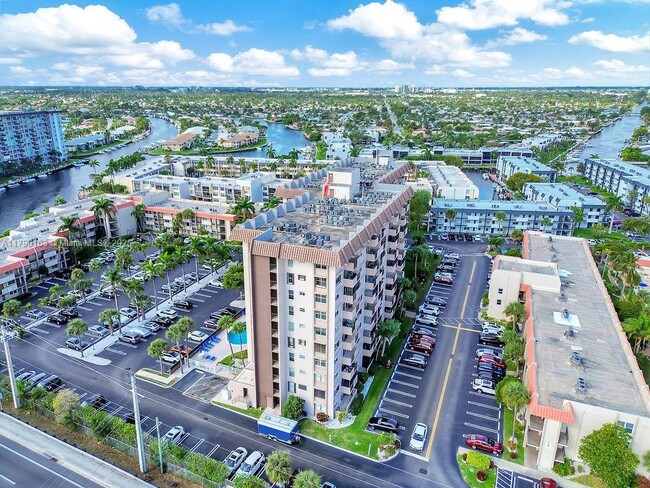 Building Photo - 777 S Federal Hwy