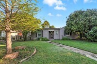 Building Photo - 3408 Westcliff Rd S