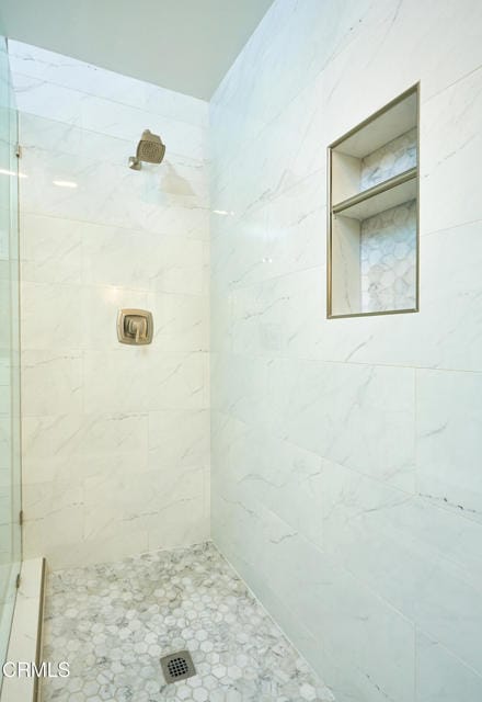 Building Photo - 886 Winding Way Dr