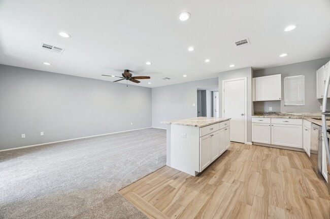 Building Photo - 5005 Georgi Ln