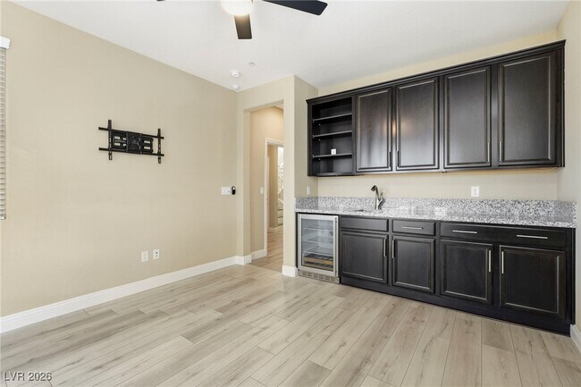 Building Photo - 2198 Trivero St