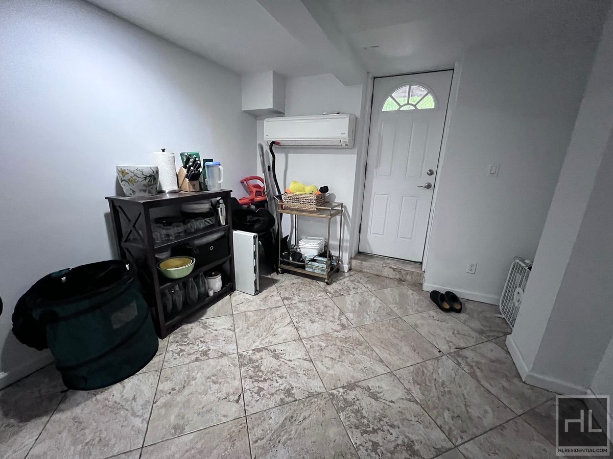 Building Photo - $7,000 | 2.5BR | 2BA | Prospect Heights Townhouse Duplex | Private Backyard | 1,500 SF | Original...